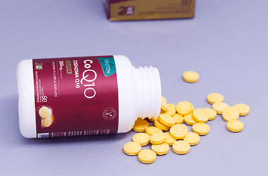  A coenzima Q10 Ubiquinona COQ10 atua em benefício do metabolismo energético. Ao comprar Coenzima Q10 Lauton você toma 200mg por dose.